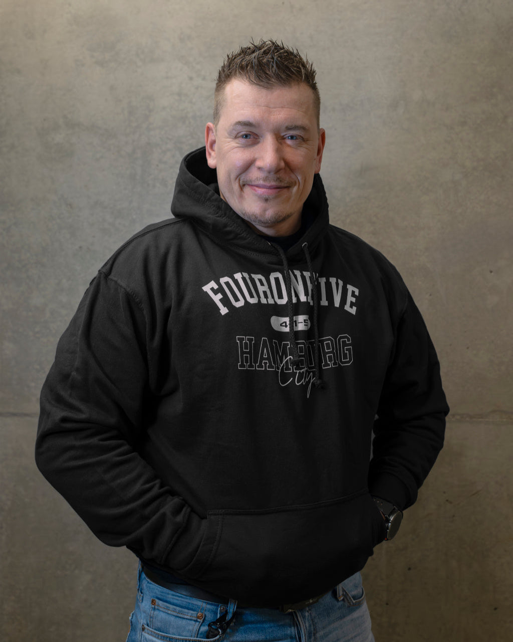 FOUR ONE FIVE HOODIE SCHWARZ